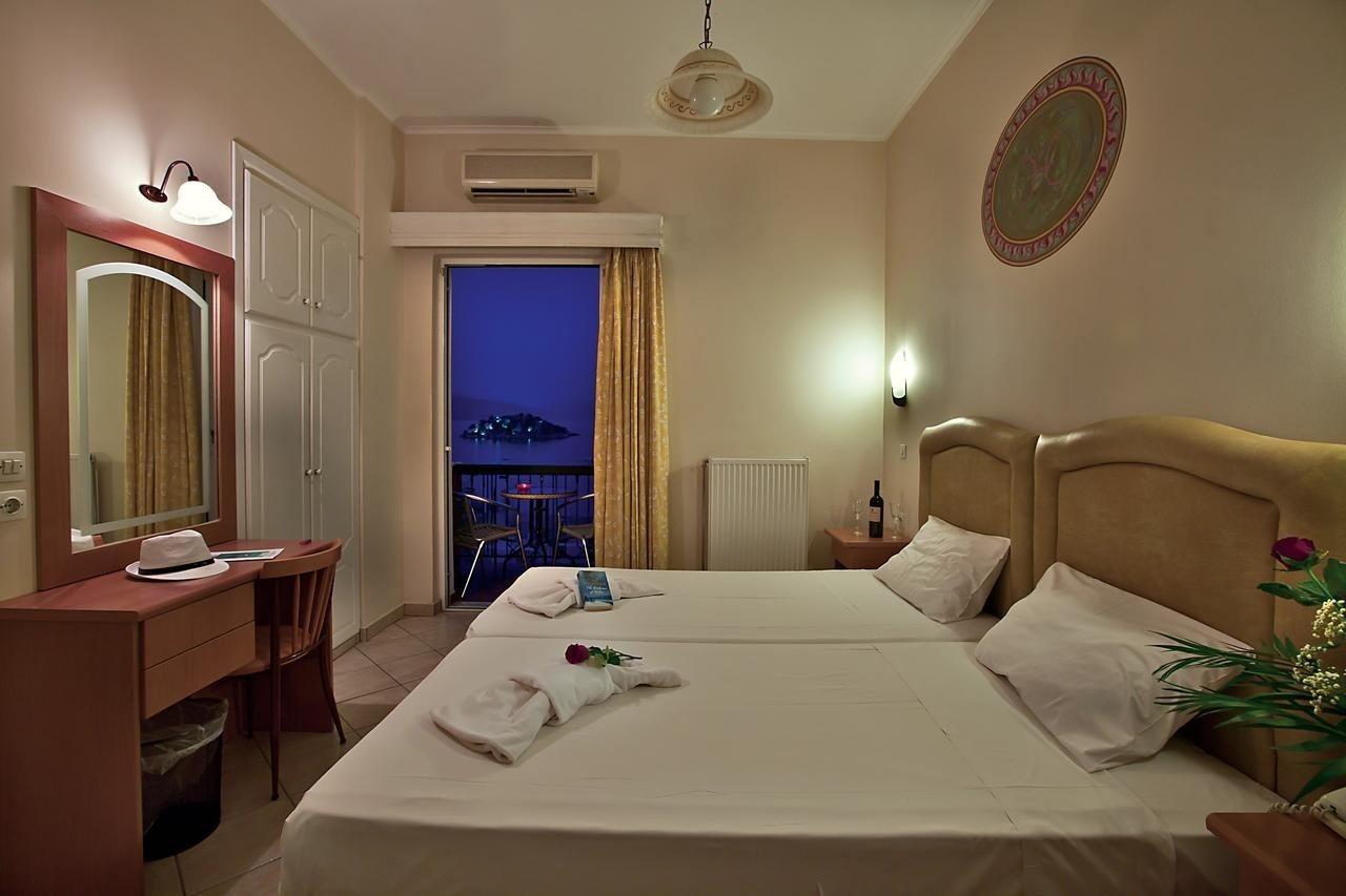 Epidavria Hotel Tolo Ngoại thất bức ảnh
