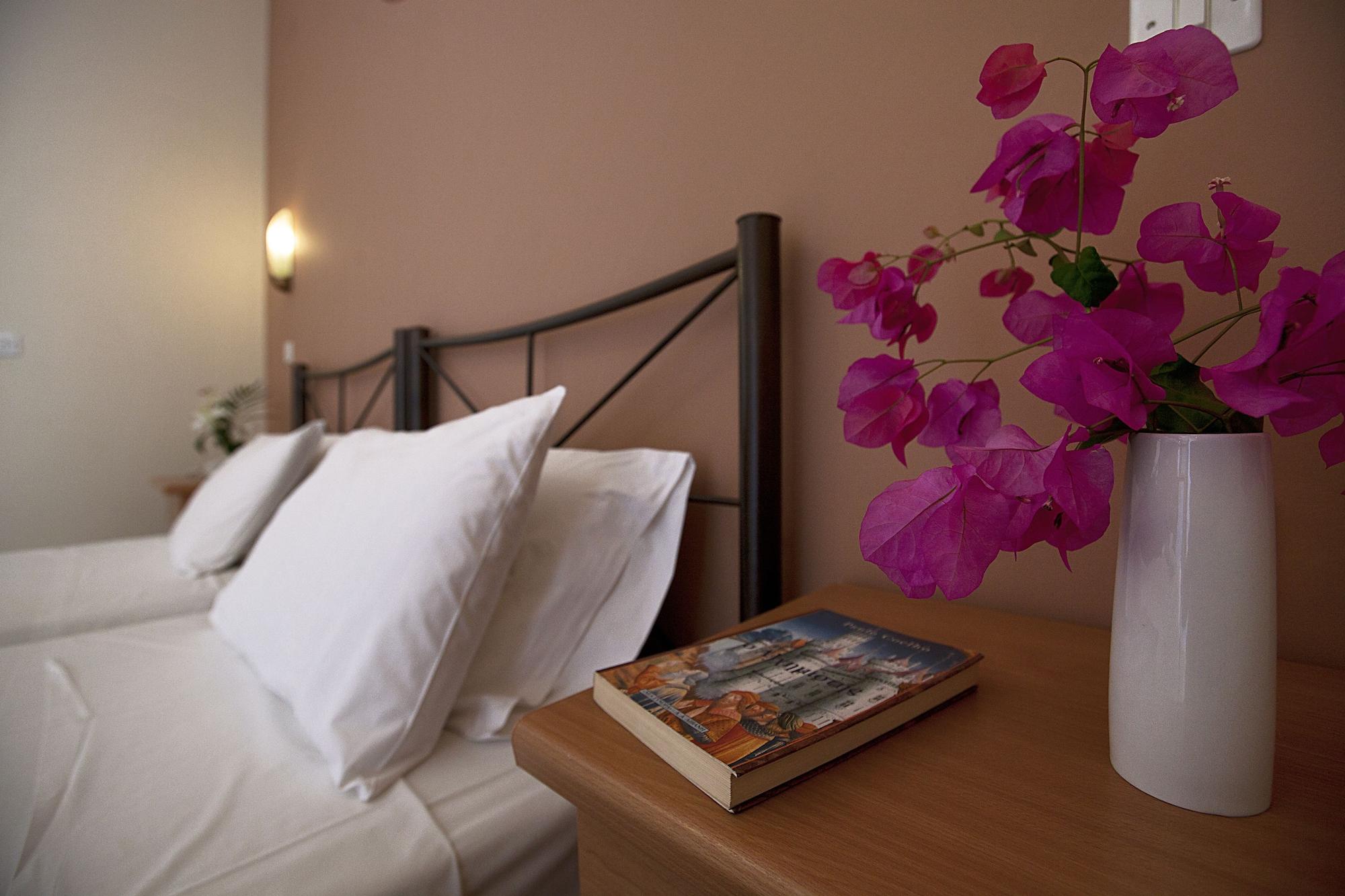 Epidavria Hotel Tolo Ngoại thất bức ảnh