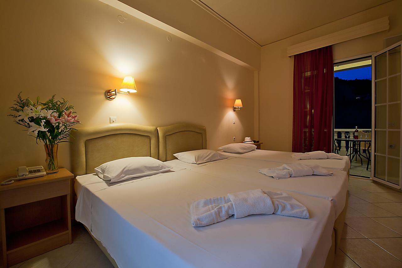 Epidavria Hotel Tolo Ngoại thất bức ảnh